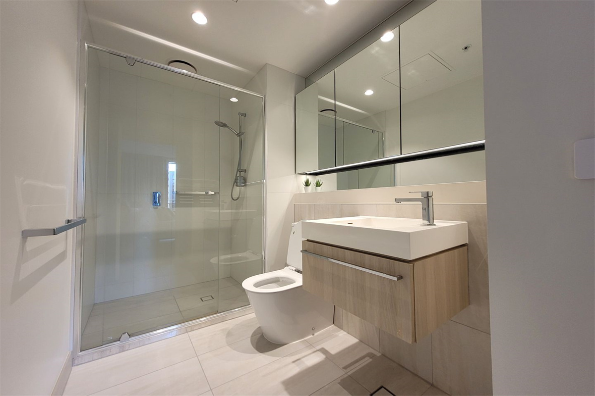 70ead14c0027468d10adf094a824b6a3