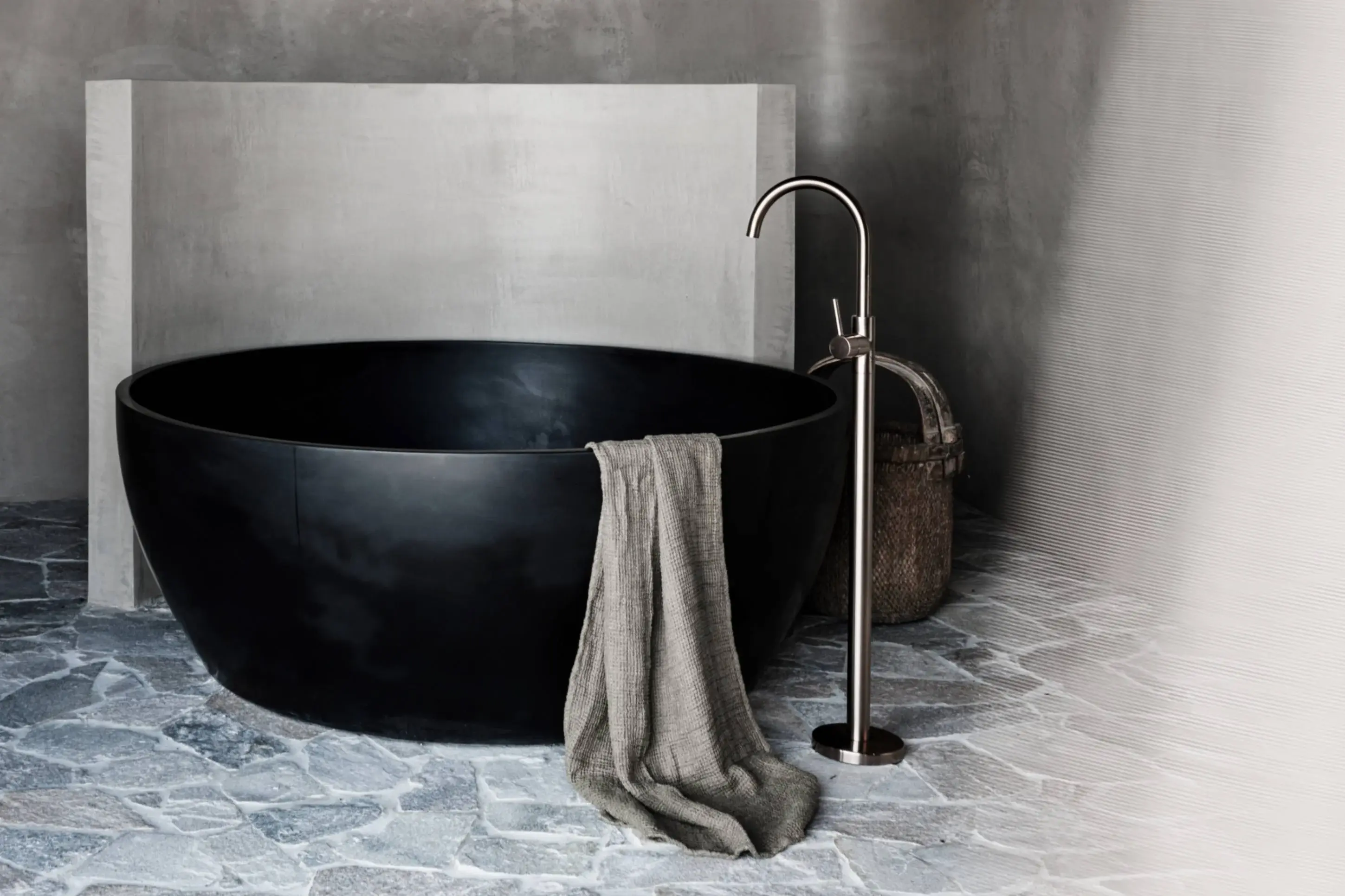 bathtub tile design ideas that work best for your bathroom