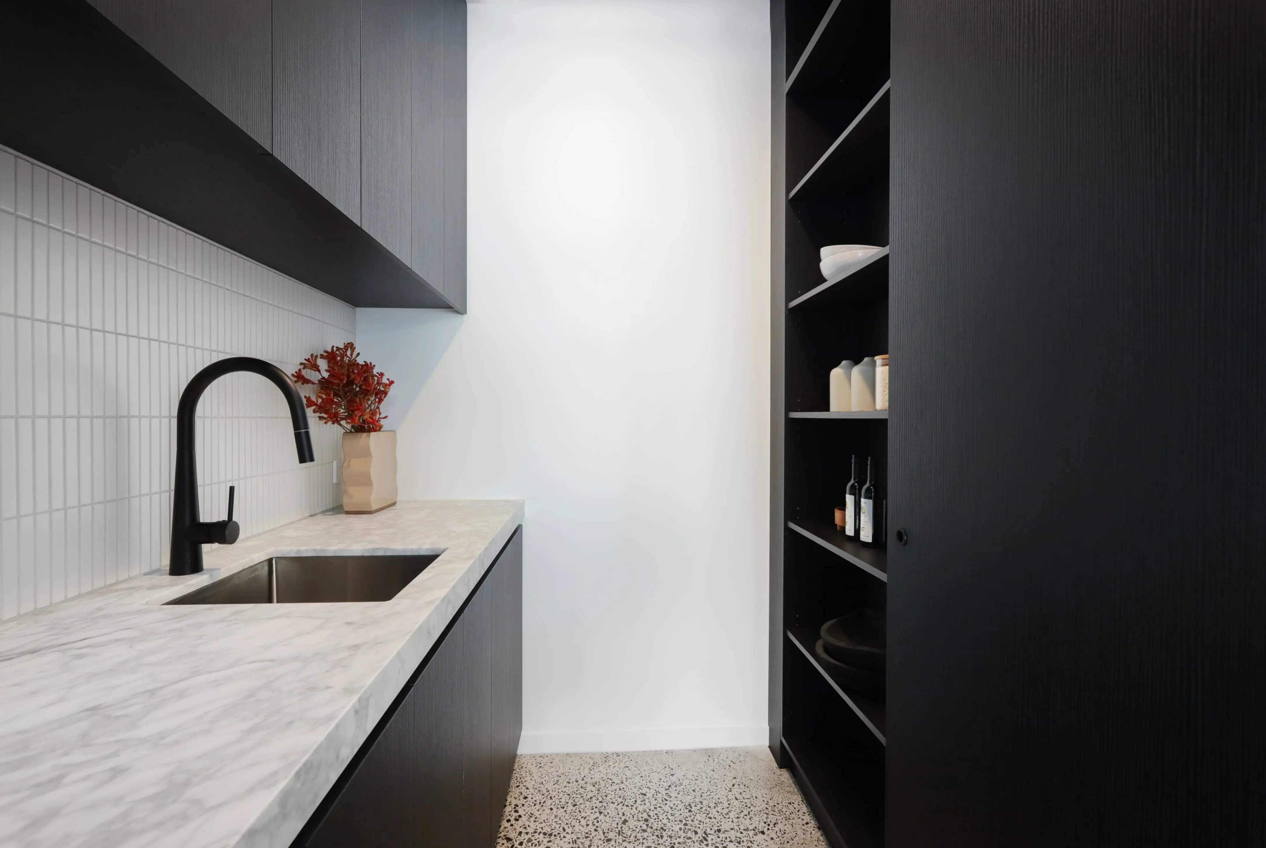 How much do quartzite countertops cost in Australia