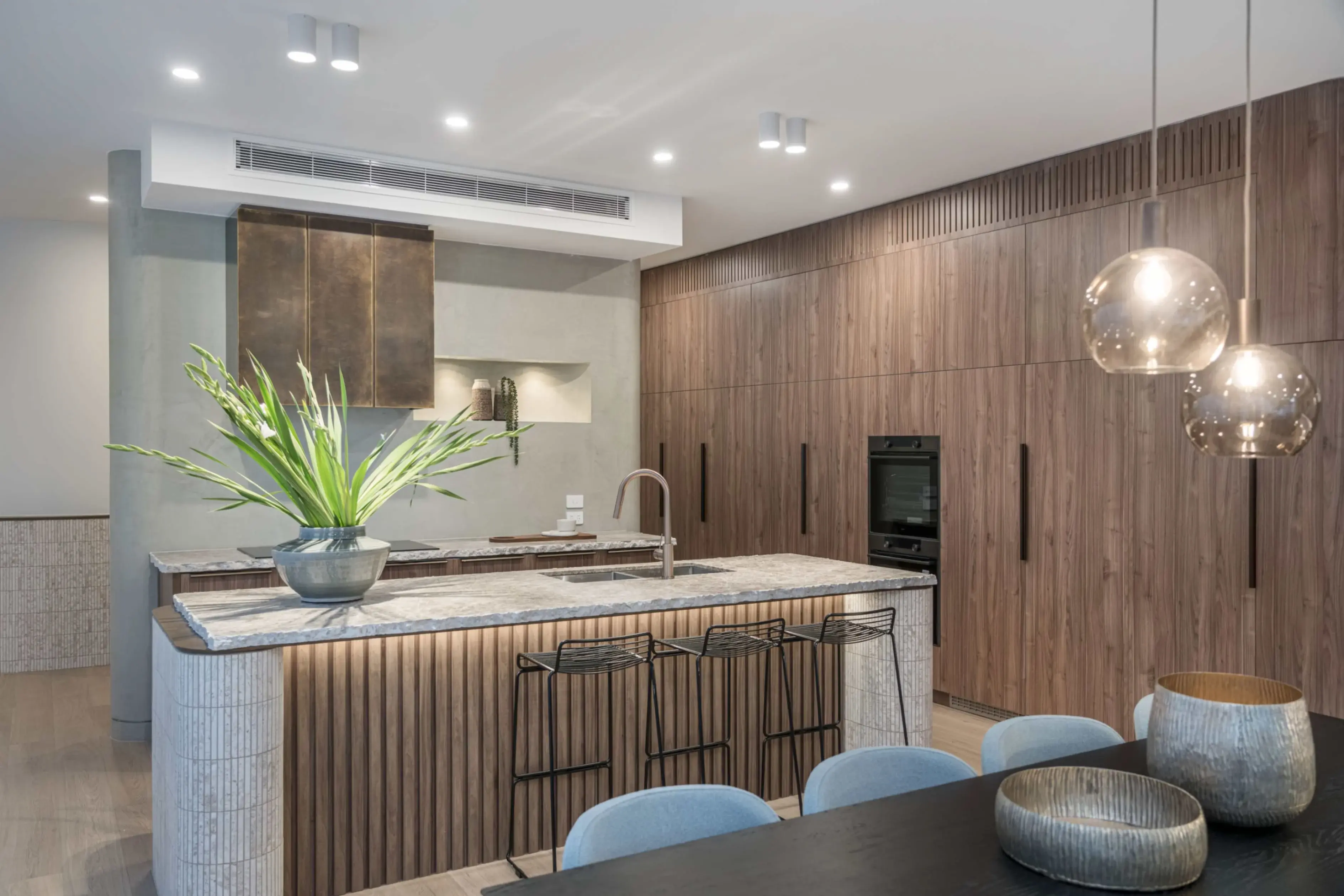 Quartzite benchtop design: finishes, edge profiles and the details