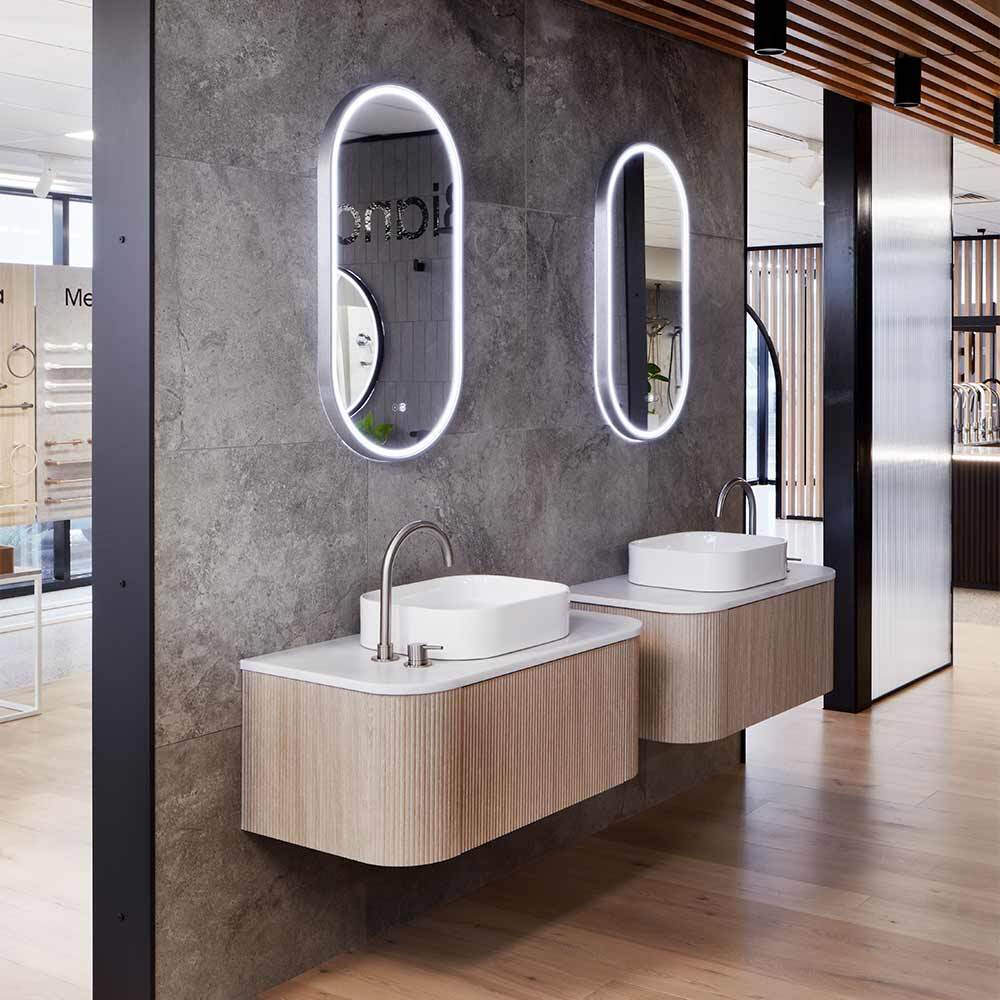 Mel showroom 3