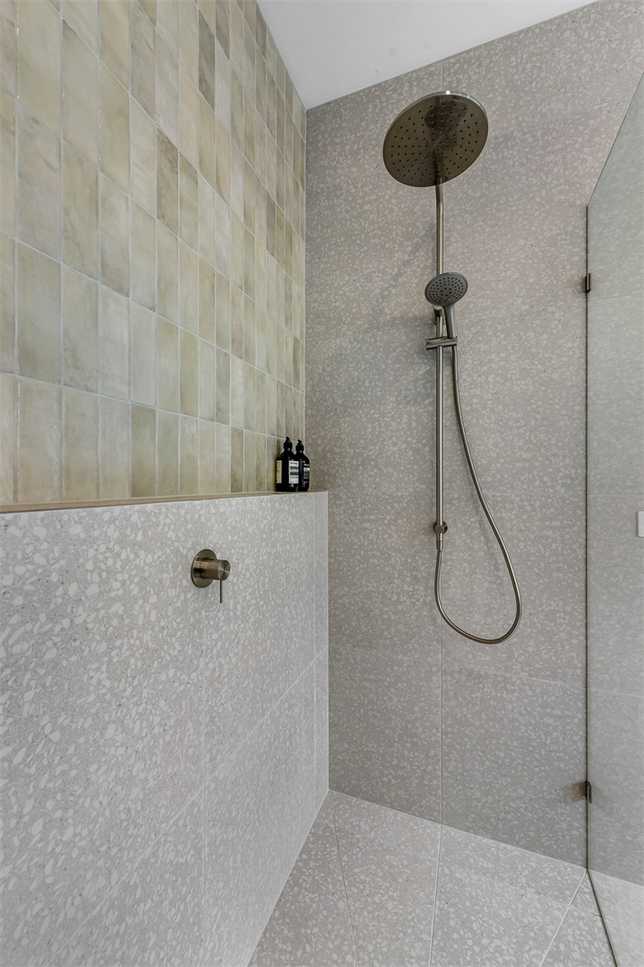 NR221911 GM lifestyle image