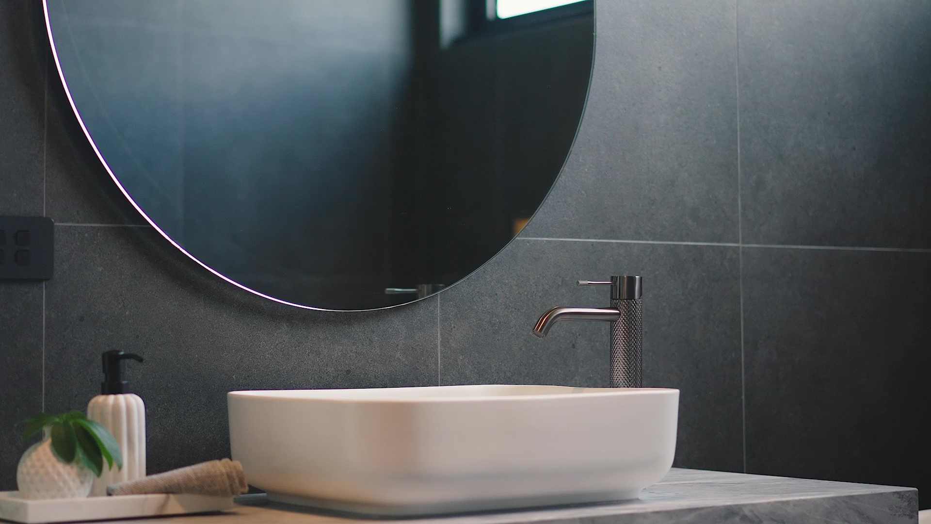 NR251901 ABN lifestyle image