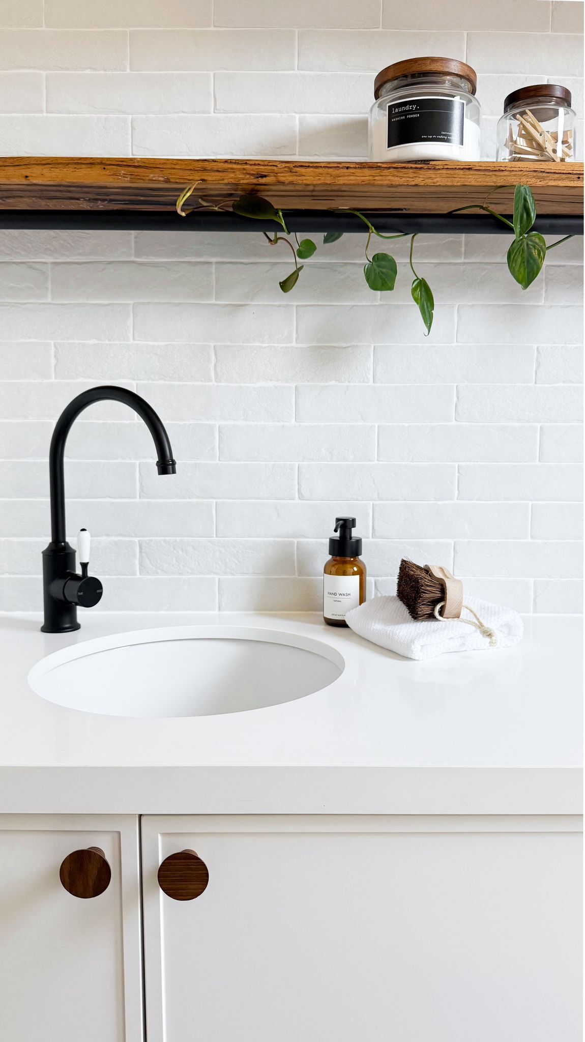 NR69210601 MB lifestyle image