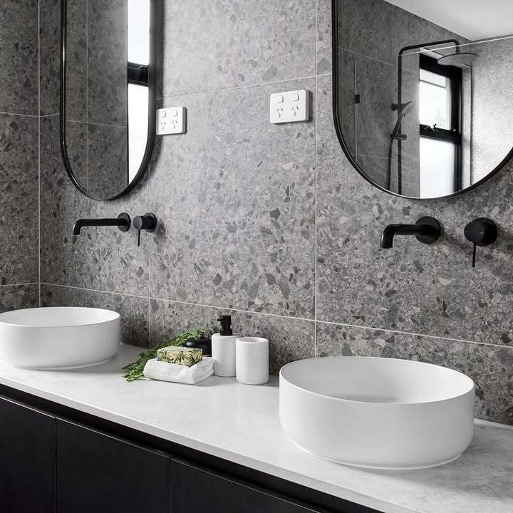 Art Deco Bathroom Ideas for Sinks and Bathtubs