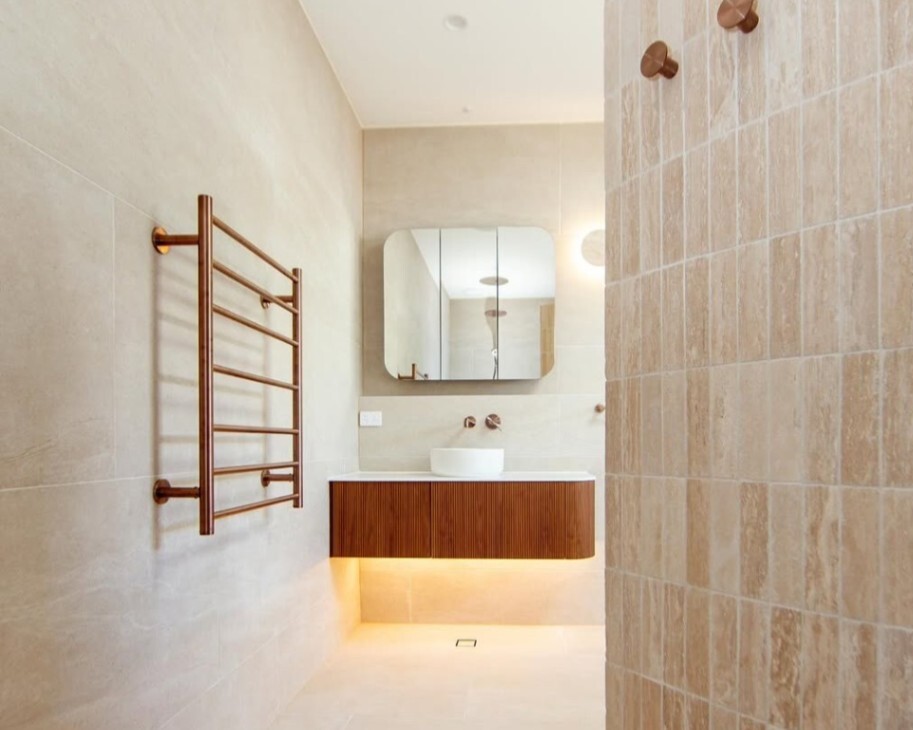 Bathroom lighting ideas expert guide for stylish functional bathroom illumination