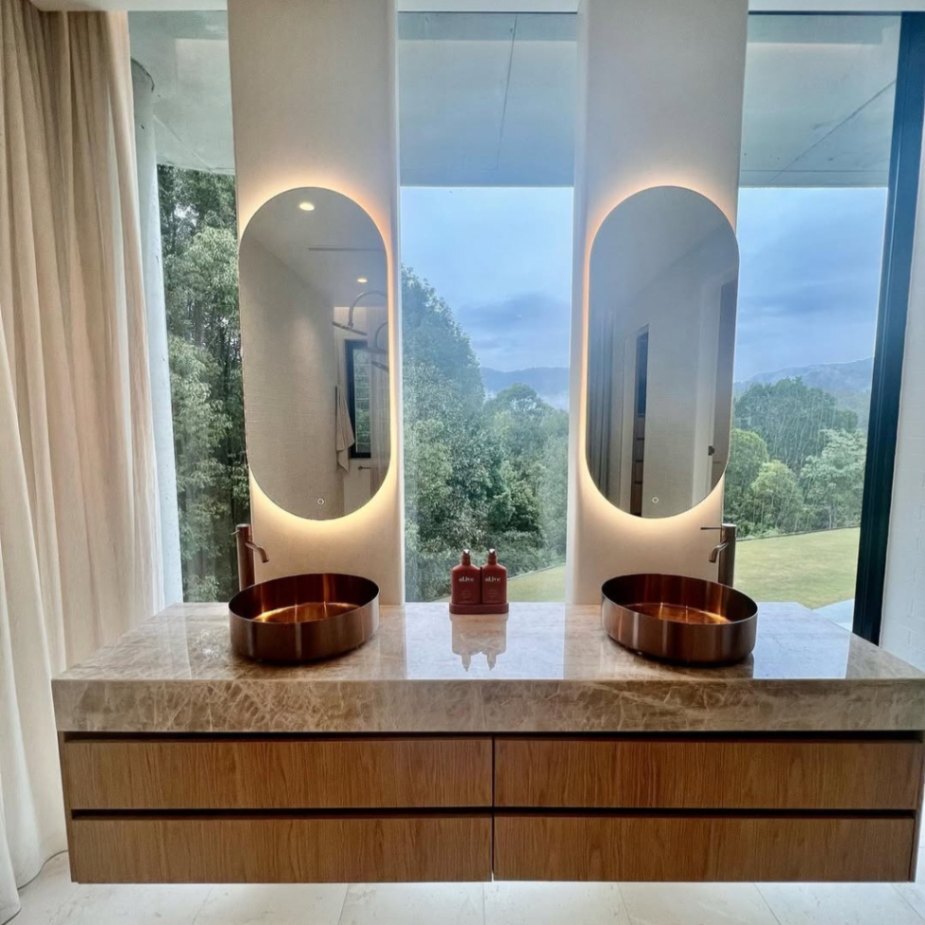 Dahlia Estate bathroom with Nero Tapware’s brushed bronze bathroom taps