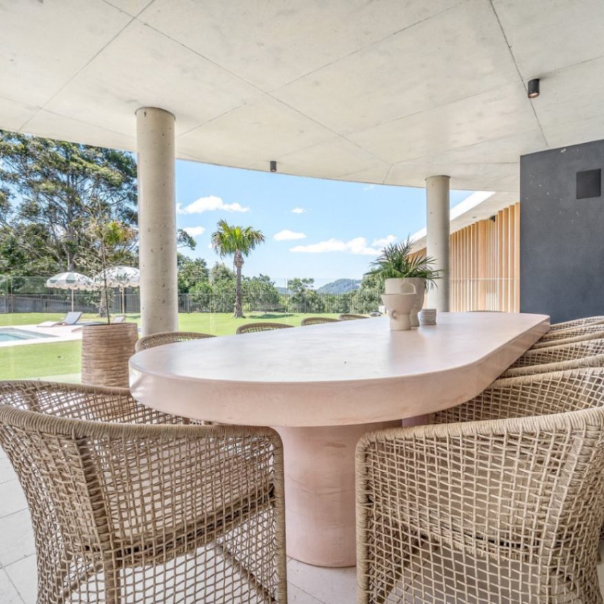 Dahlia Estate Outdoor Living Room