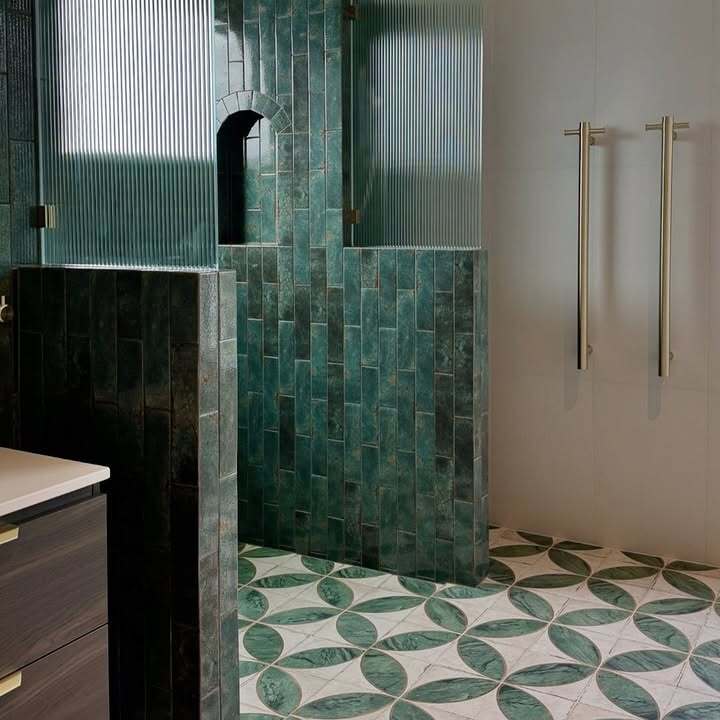 Green Bathroom Idea | Art Deco Green Bathrooms