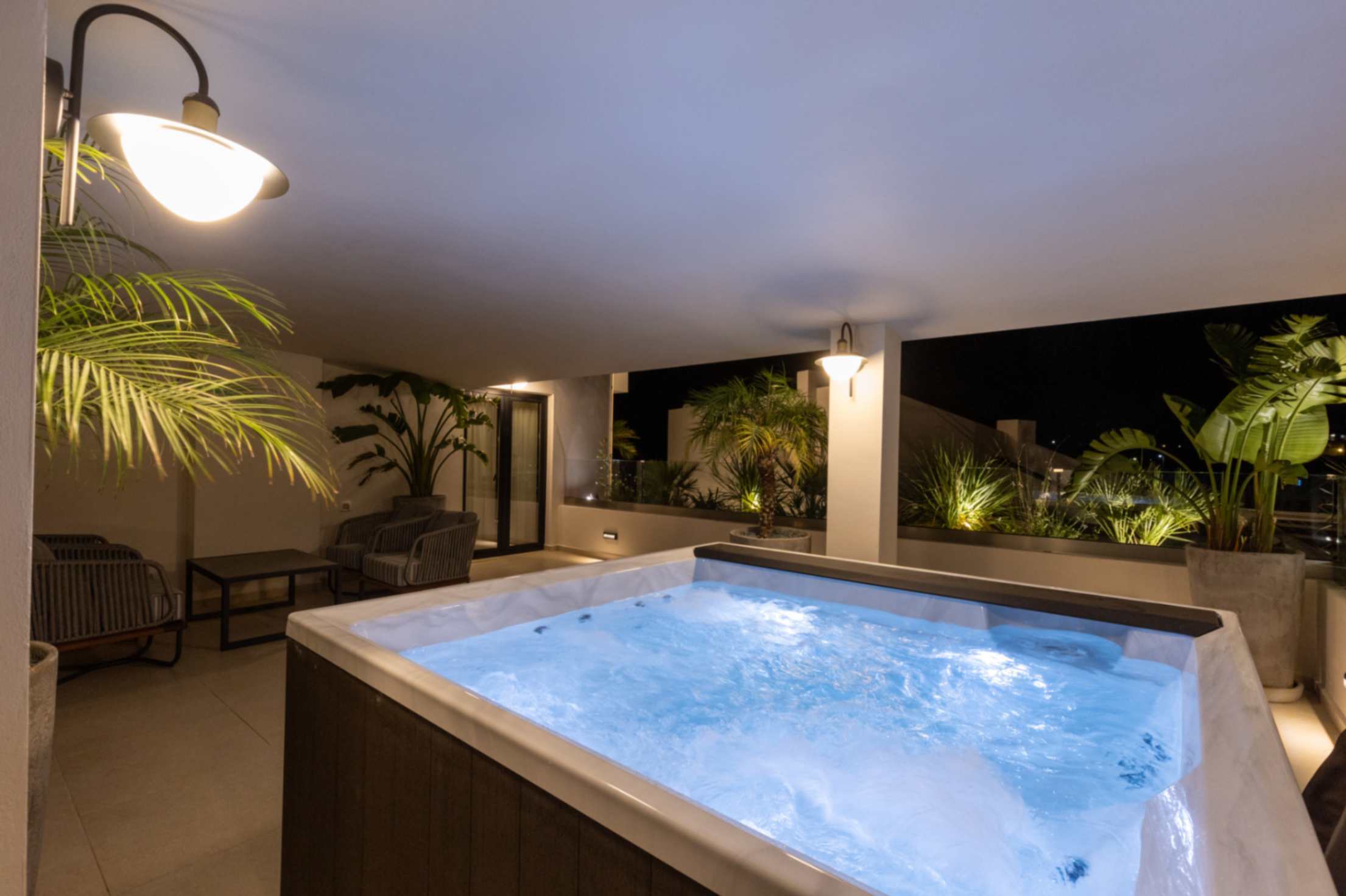 Indoor–Outdoor Spa Design Ideas