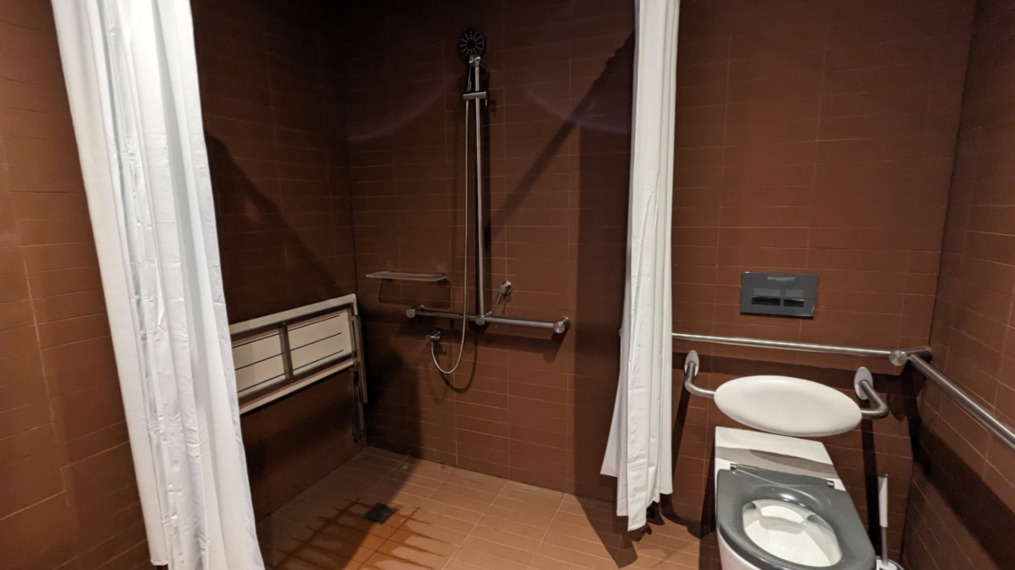 Mecca care in Cera Stribley, Richmond DDA AS1428.1 Bathrooms