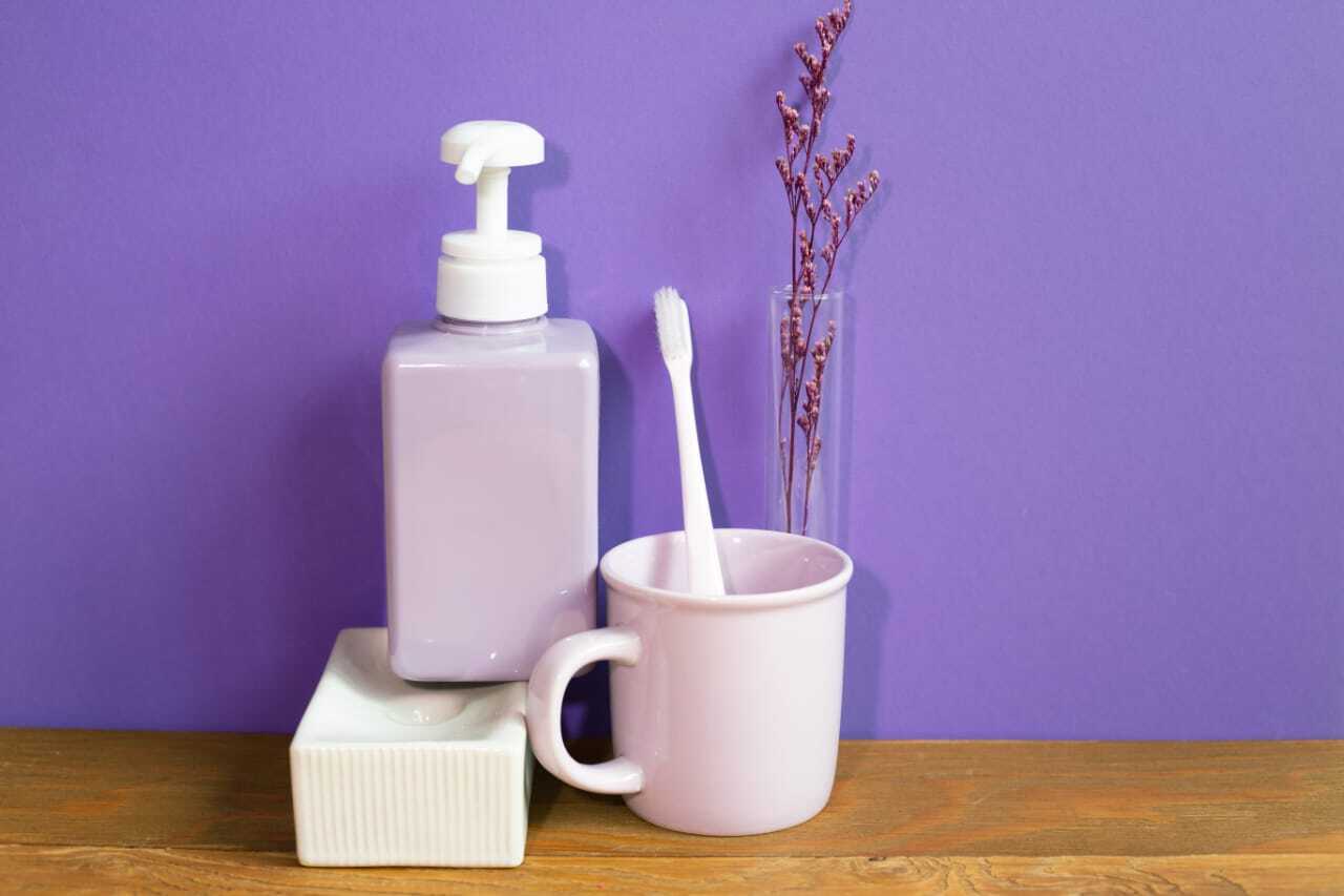 Purple Bathroom Paint & Wall Colour Ideas