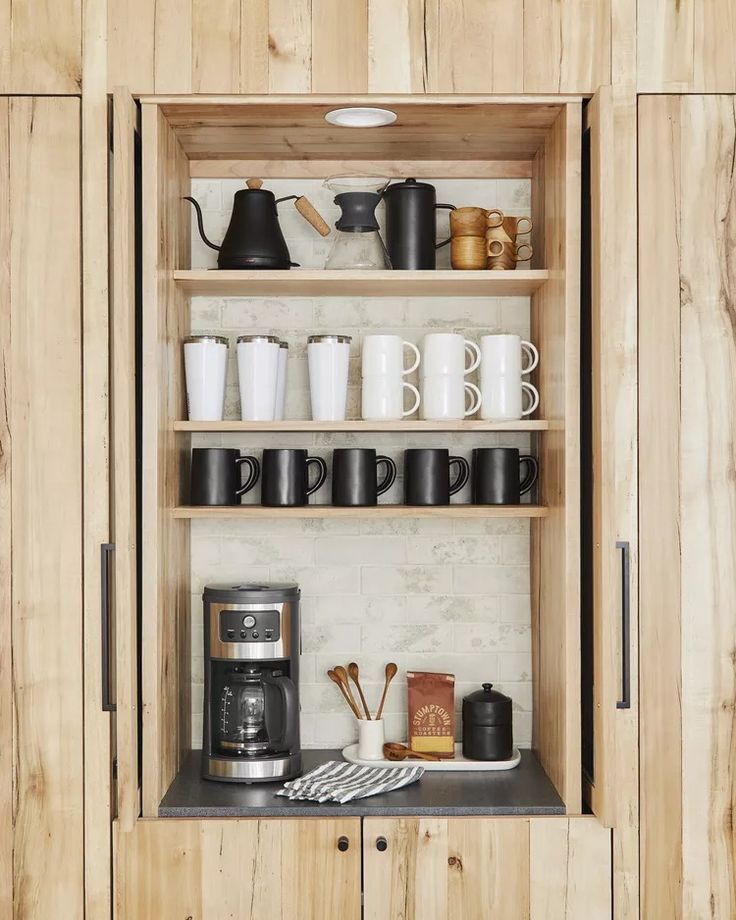 Rustic Farmhouse Home Coffee Bar Ideas with a Café vibe