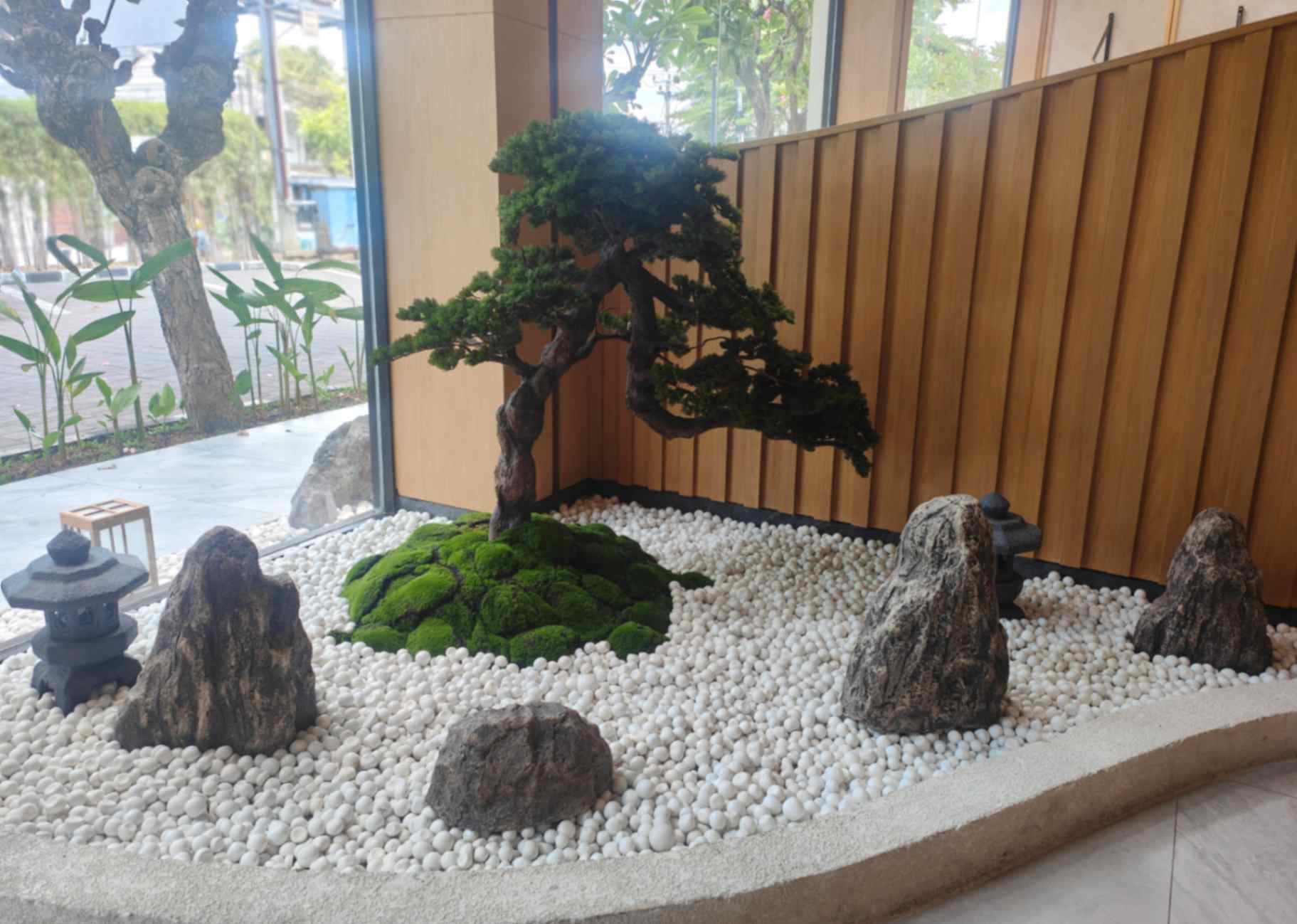 Step-By-Step Guide on How to Create a Japanese Zen Garden