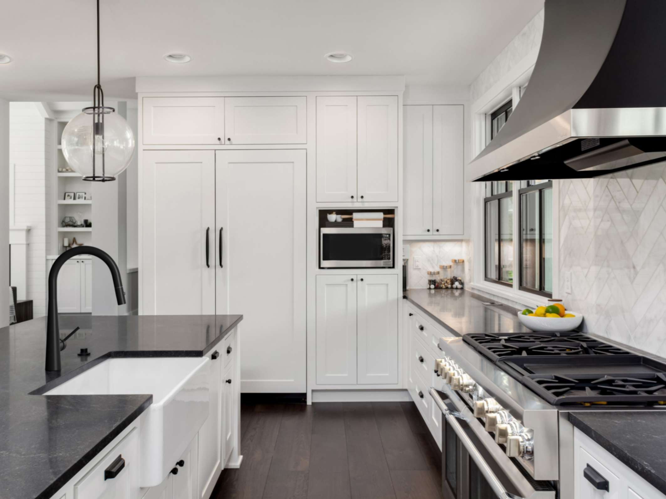 Step-by-Step Guide: How to Mix Kitchen Knobs, Pulls & Fixtures